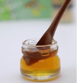 蜂蜜塑料盖子打不开小妙招,蜂蜜罐打不开怎么办小妙招