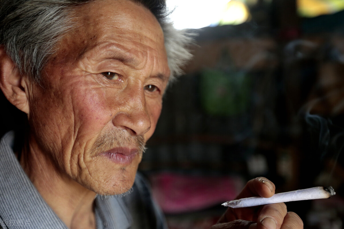 前列腺增生坦索罗辛多长时间见效,坦索罗辛治前列腺增生能长期吃吗