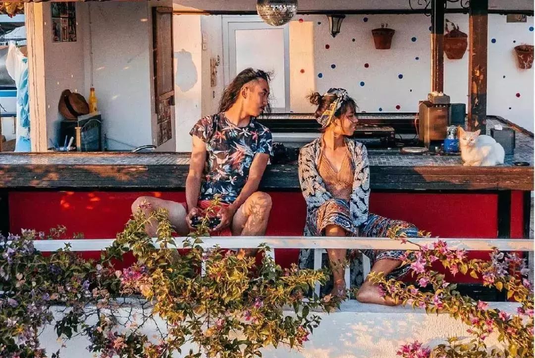 情侣离职旅行国家,情侣辞职骑摩托环游中国