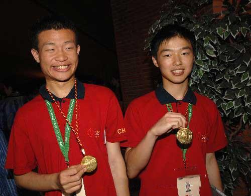 北大韦神收入曝光,韦神韦东奕为什么只是助教