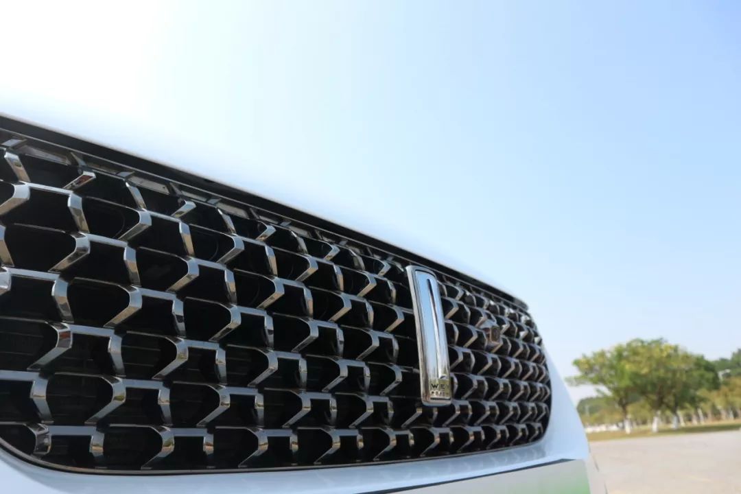 国产高端车weyvv7全面升级,weyvv72020款超豪旗舰区别