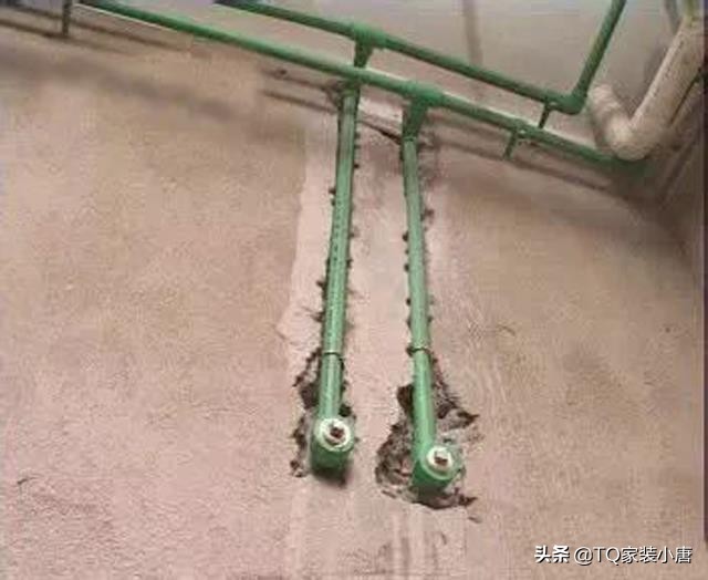 新房装修厕所水管安装,装修水管安装多少钱一米