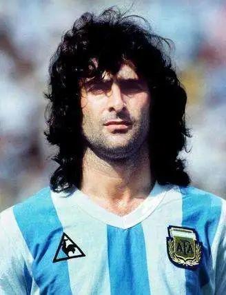 马拉多纳不可超越的传奇,拦不住的马拉多纳