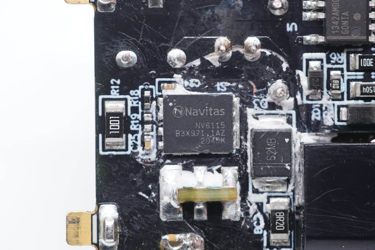 紫米氮化镓65w对比紫米普通65w,紫米65w氮化镓