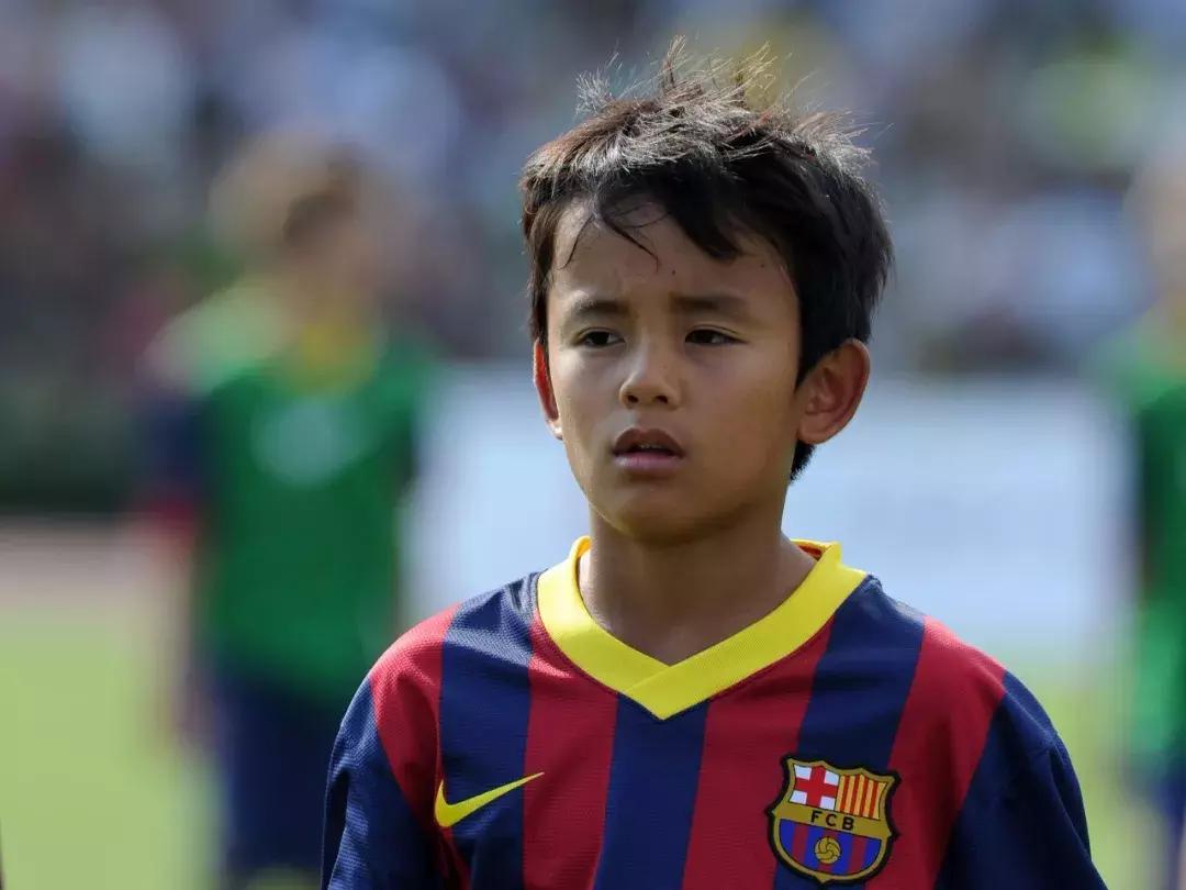 久保建英连过皇马三人,西甲年少成名的拉玛西亚青训代表