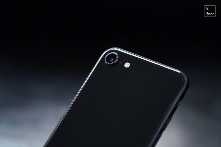 iphonese测评拆机,iphonese评测2020