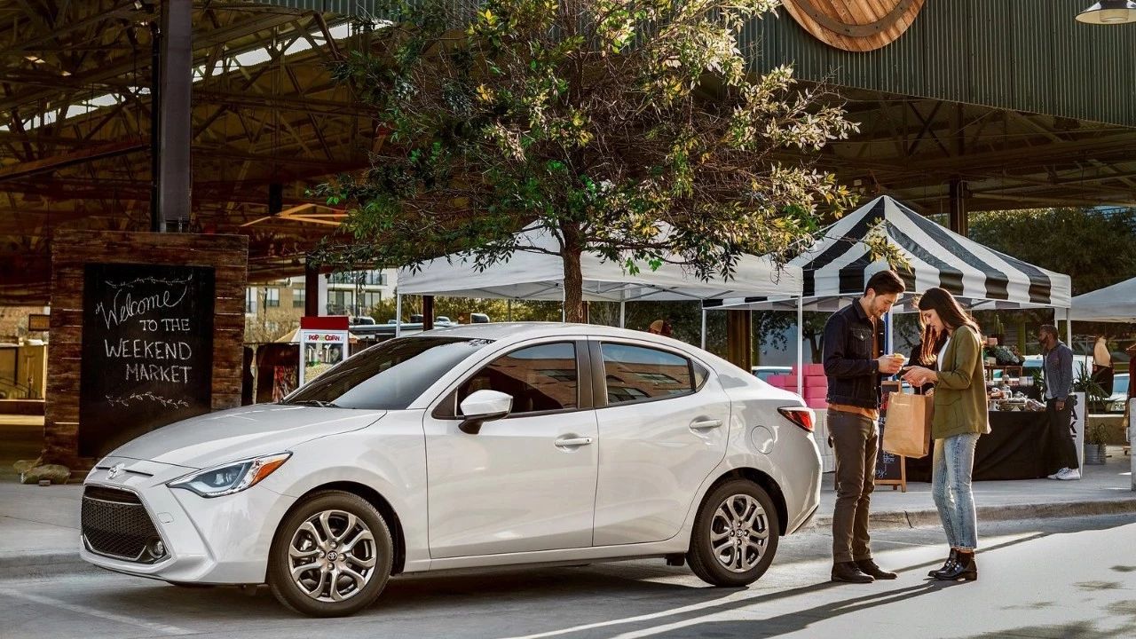 开了10年的丰田混动值得买吗,丰田混动保值还是纯燃油保值