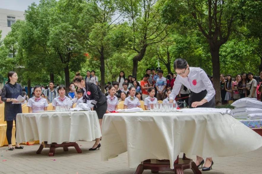 武汉外语外事职业学院可以进出吗,武汉外语外事职业学院出国