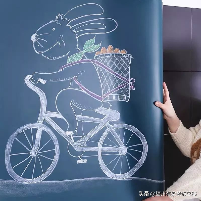 熊孩子在墙上乱画怎样教,解决熊孩子乱画墙的方法