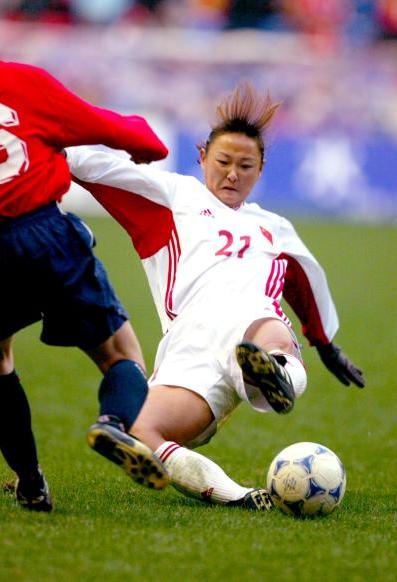 女足球员脱衣庆祝,女足庆祝脱球衣集锦