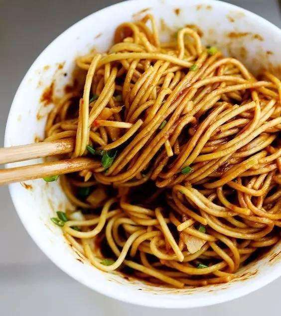 武汉热干面襄阳牛肉面秘方与做法,武汉正宗热干面配方多少钱