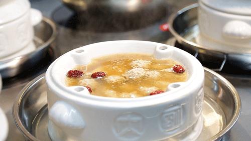 想3.8折吃这顿当家菜,你得喊一声「嫂子」