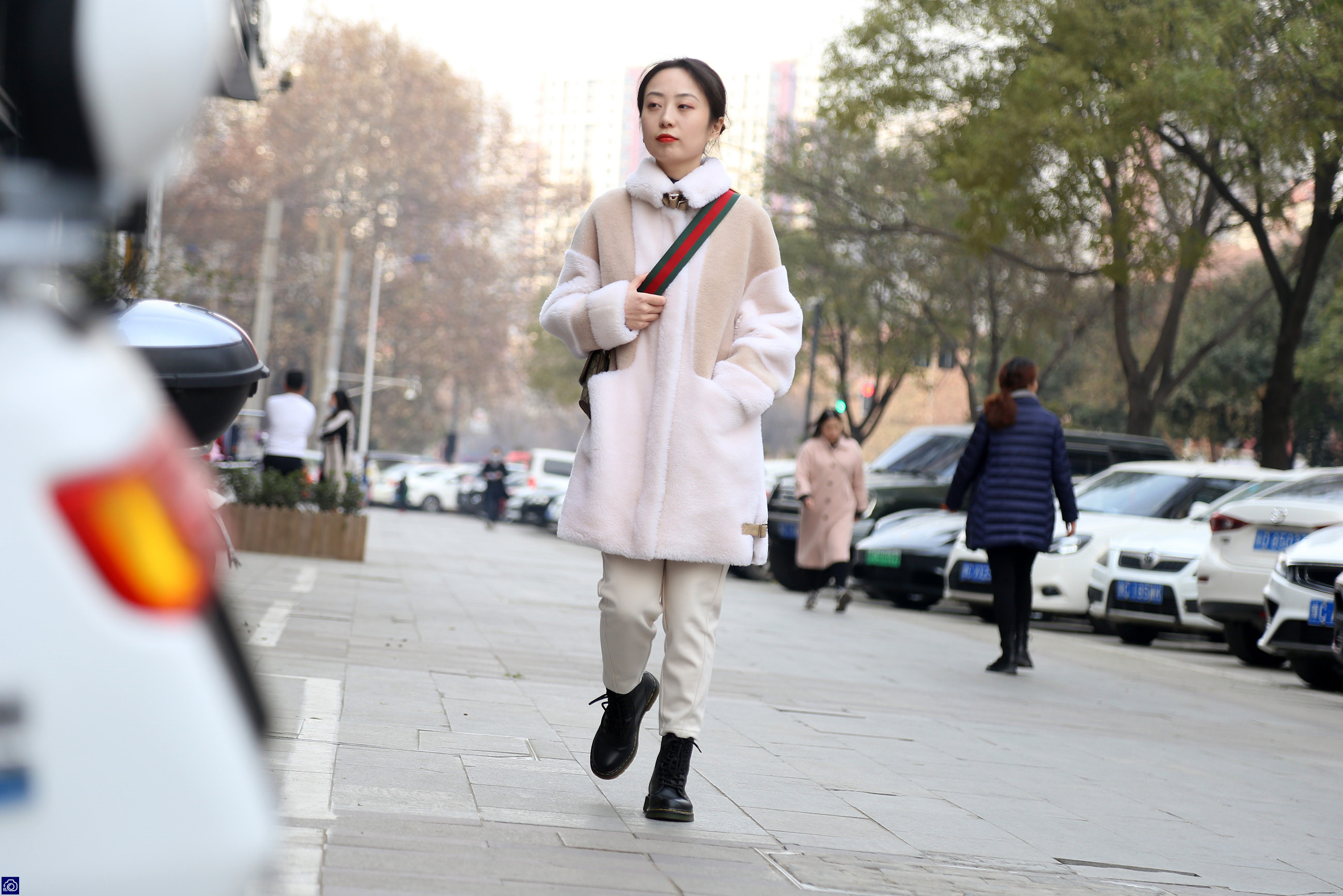 卖米线一年能赚多少钱,大学生创业卖米线一年赚6个亿