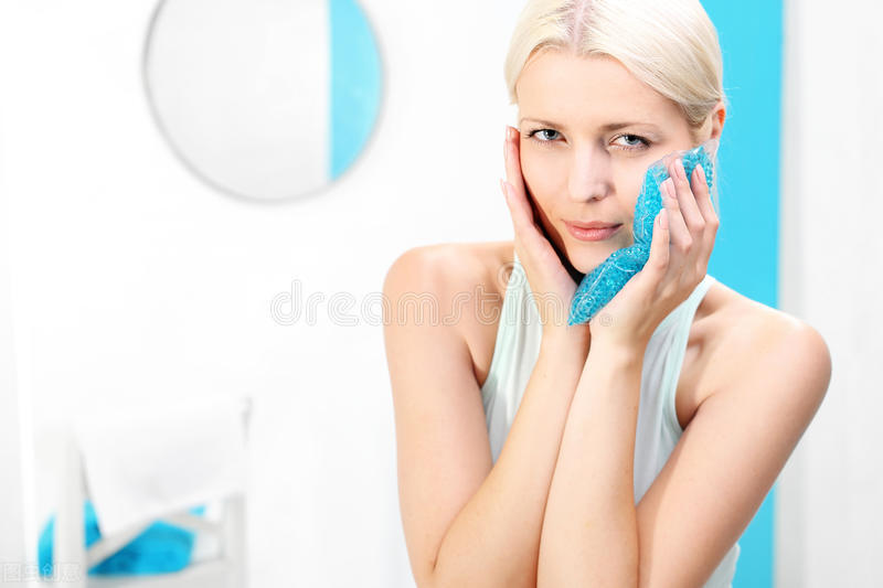 做根管治疗封药以后出血正常吗,根管治疗后牙齿出血