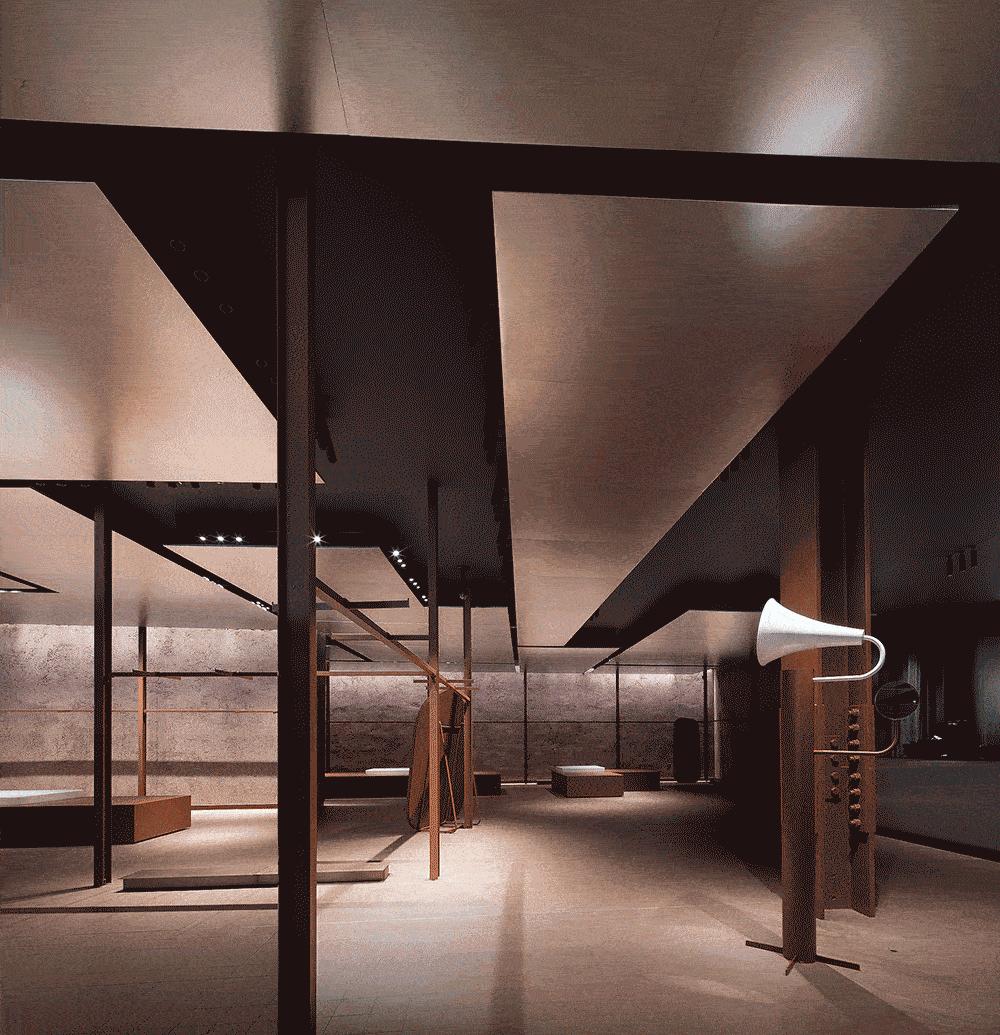 新作|东仓：UR伦敦旗舰店--稀声