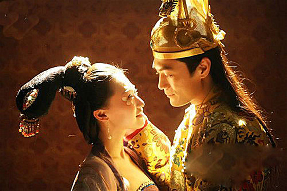 用*药春**魅惑君王的妃子,孝文帝的宠妃终是玩火*焚自**