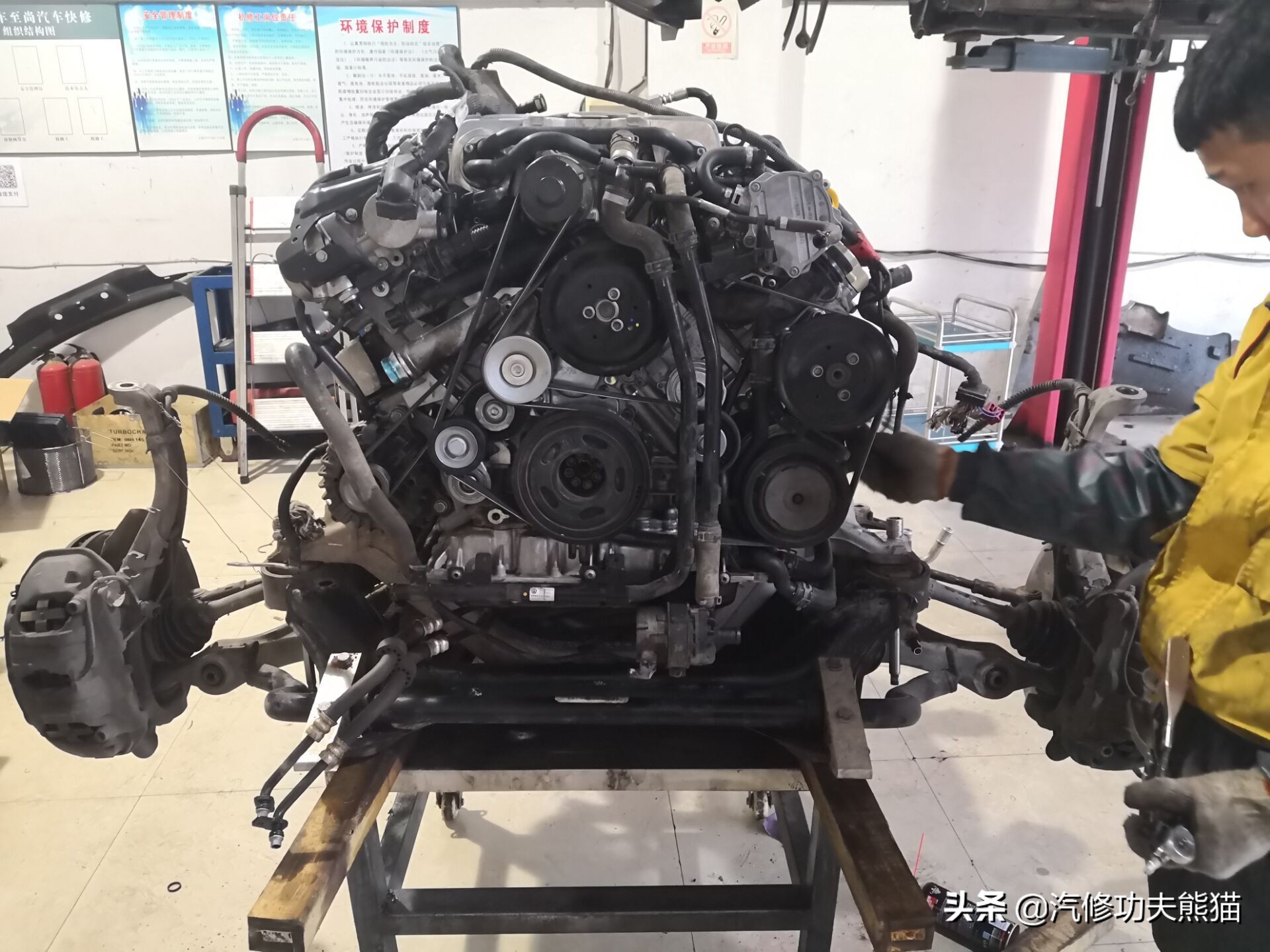 2020款保时捷卡宴s烧机油吗,保时捷卡宴免拆治理烧机油靠谱吗