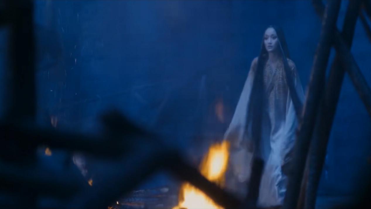 画皮2周迅第二次给公主换皮,赵薇周迅画皮水中换皮花絮