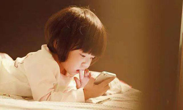 怎样解决孩子上网成瘾的问题,家长如何防止孩子上网成瘾