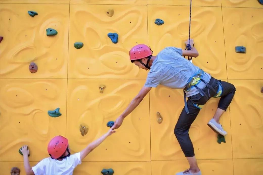 五一山顶云海露营攻略,云海悬崖旅游攻略