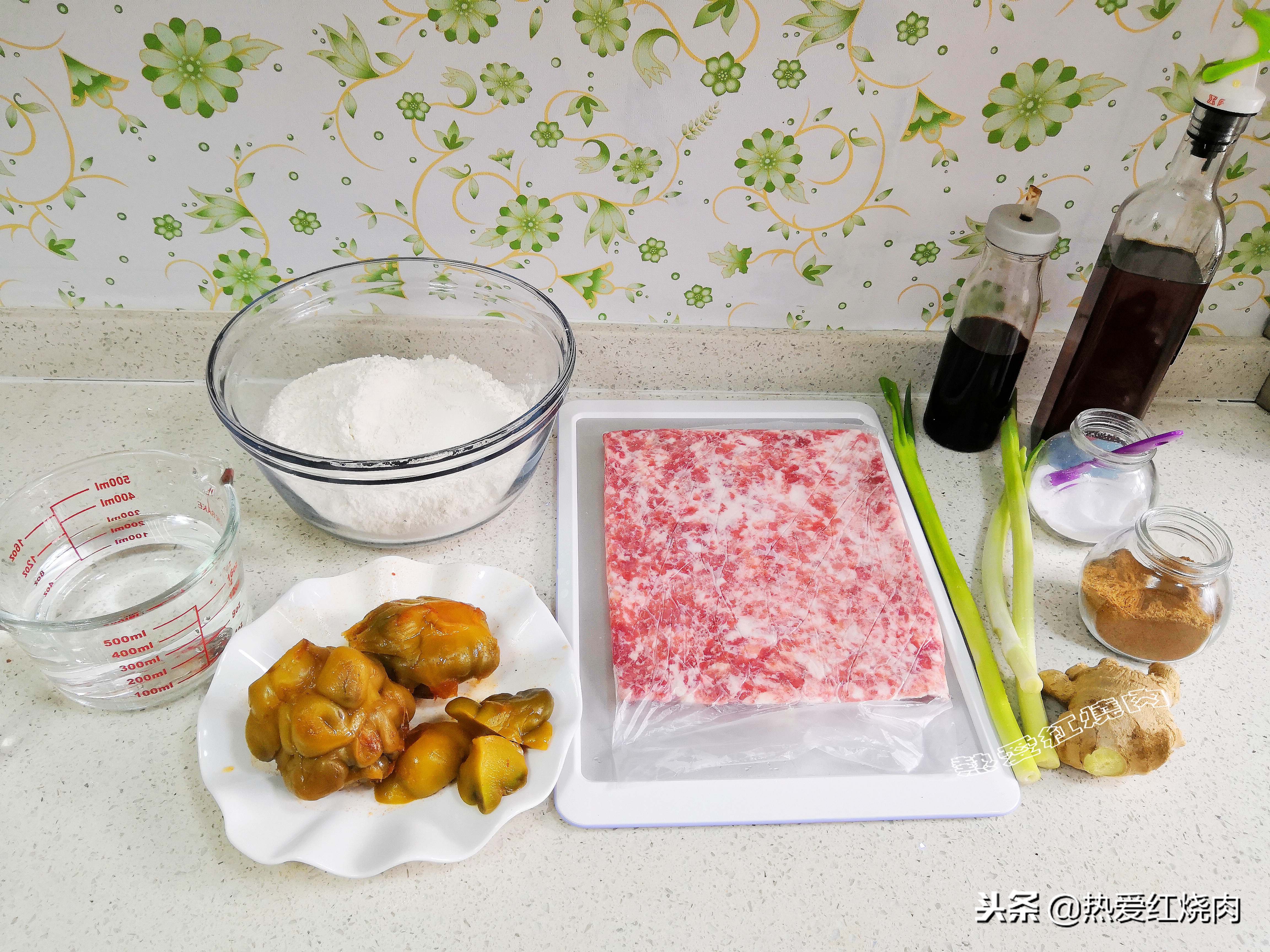 馄饨馅儿怎么做才能最好吃,馄饨店里需要给客人准备什么调料