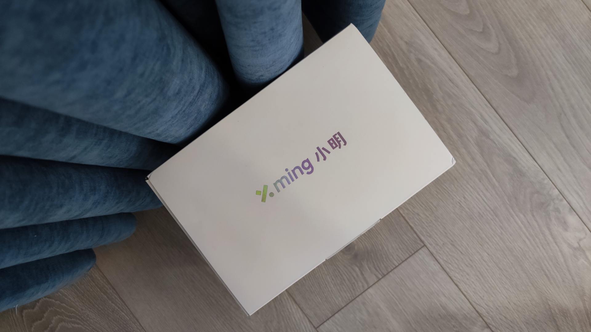 小明q1特别版智能投影仪,小明q1pro投影仪和极米newz6比较