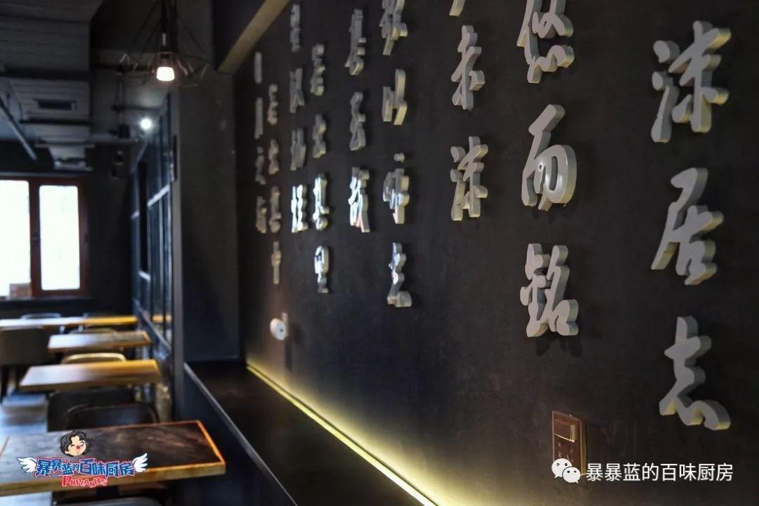 从烧烤地摊到清新小店，俩小伙用实际行动告诉你啥叫好吃的海鲜！