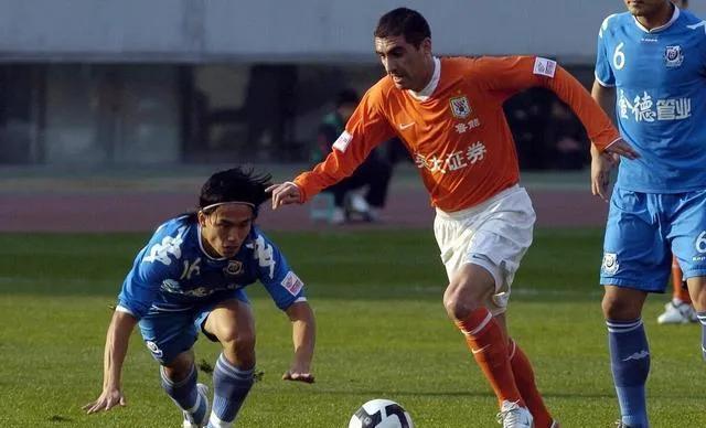 2018鲁能泰山球迷,泰山球迷难以忘怀的鲁能时代