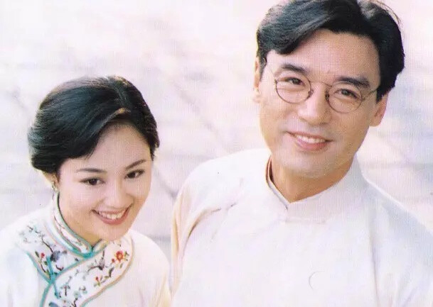 章小蕙花光两个亿,章小蕙亿万富豪