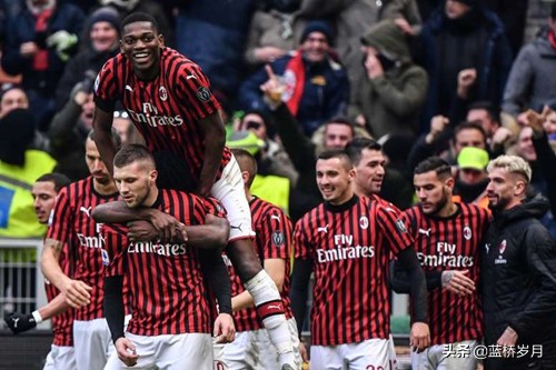 迪纳摩、斯巴达、阿赫利？这些不明觉厉的球队名，究竟是什么意思