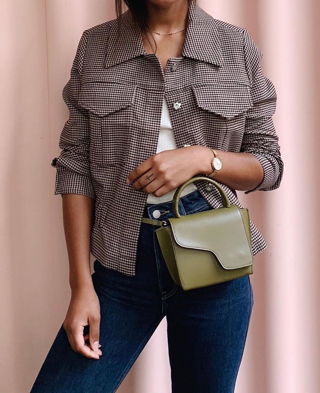 一眼掳获目光的流畅线条:北欧小众手袋及鞋履品牌ATPAtelier