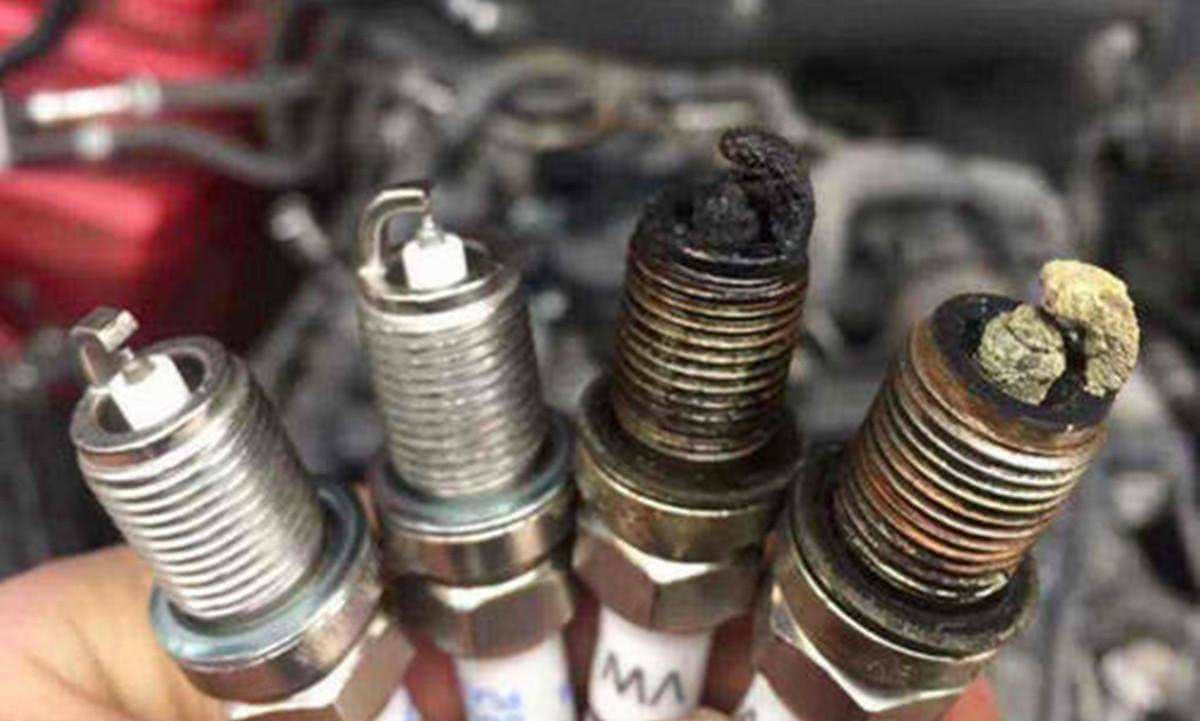 火花塞有必要2万公里更换吗,火花塞超过五万公里不换会怎么样