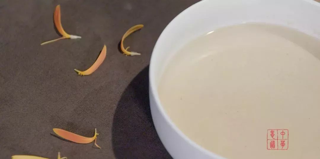 皮肤干燥吃什么中药可以调理一下,养脾胃养肺养肝的懒人养生法