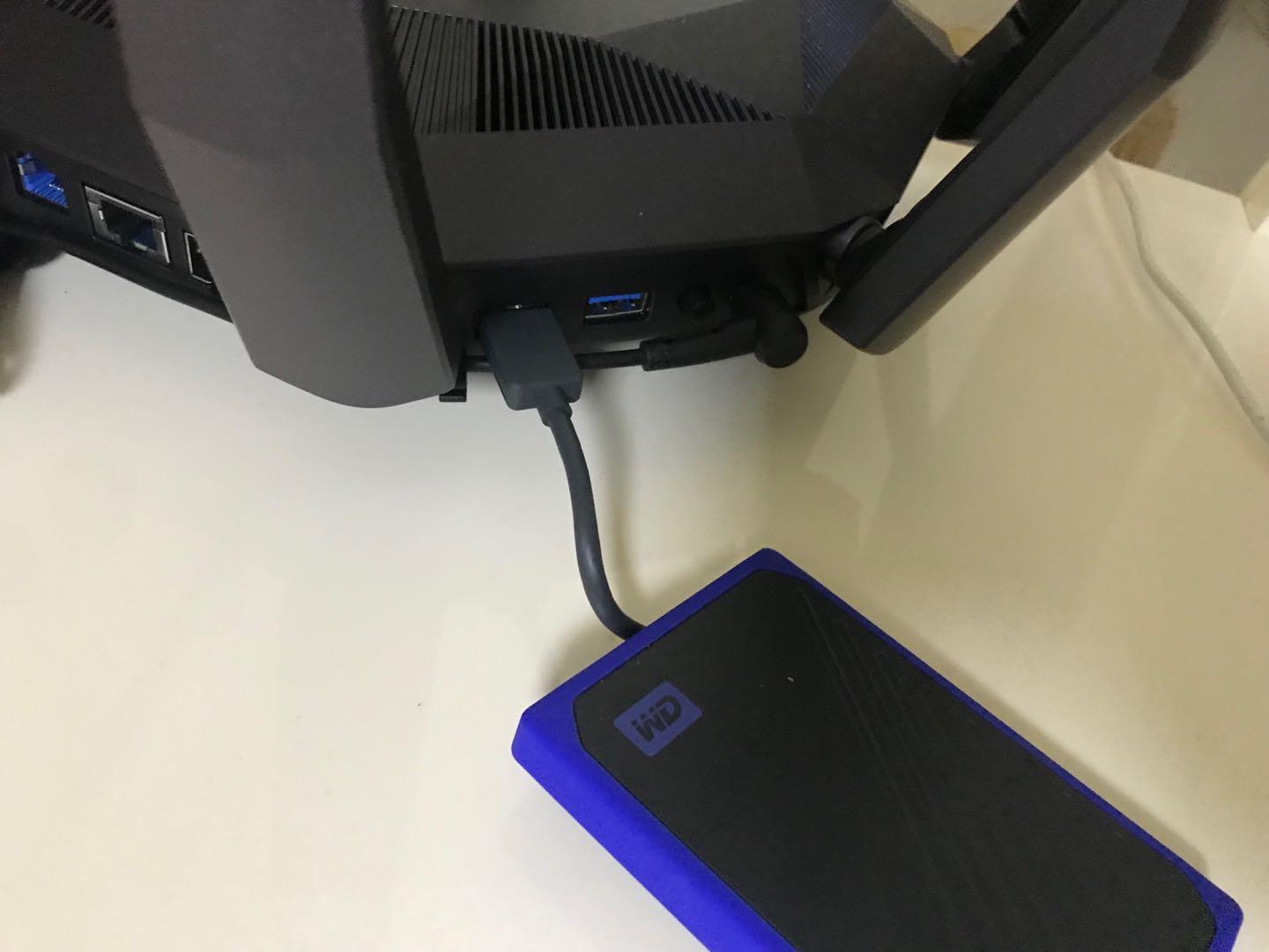 一个路由4699元，华硕帝王蟹RT-AX89X：不贵！我只是挑选优质用户