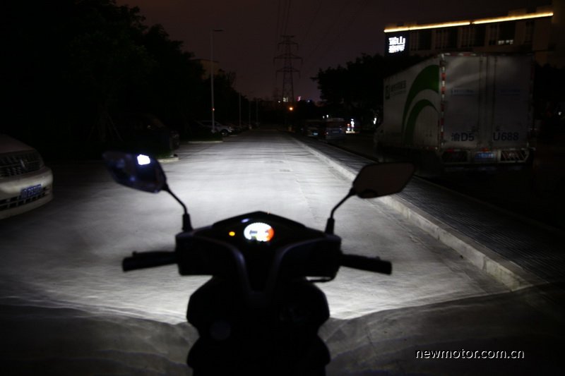 三阳fnx150踏板2021款评测,三阳fnx踏板150带人可以跑山吗