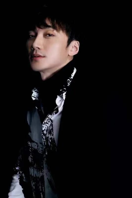 「周忠专栏」晚安家居印象：既沉稳大气，也时尚潮流