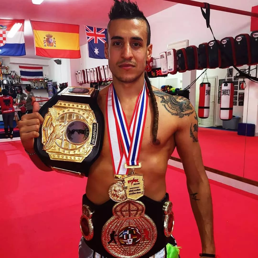 中国泰拳第一人韩飞龙,韩飞龙三次读秒ko泰拳王