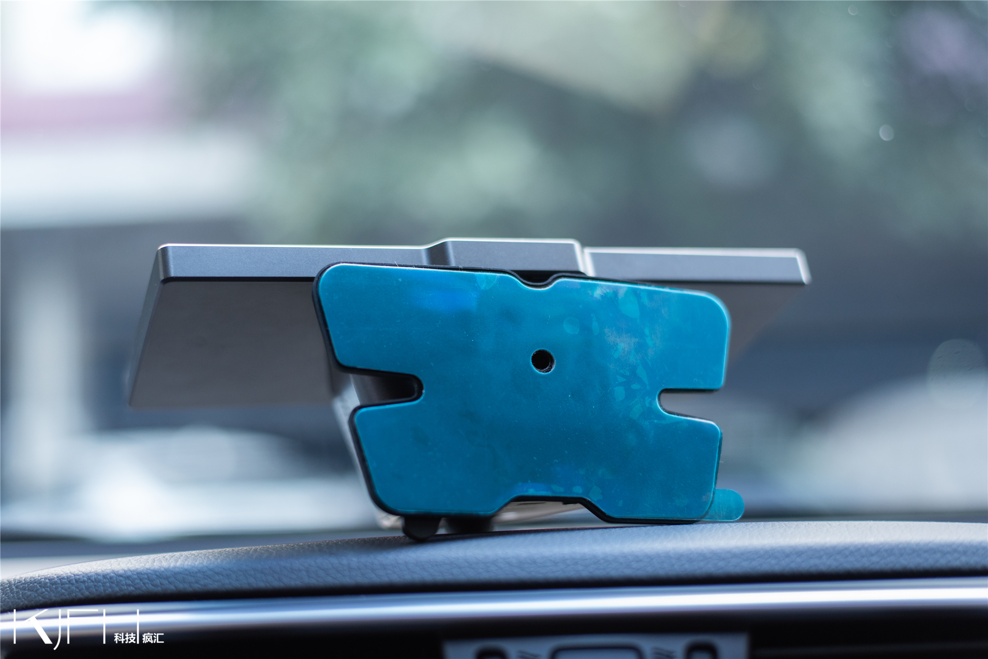 华为智选车载智慧屏导航能升级吗,华为智选车载智能屏有哪些功能