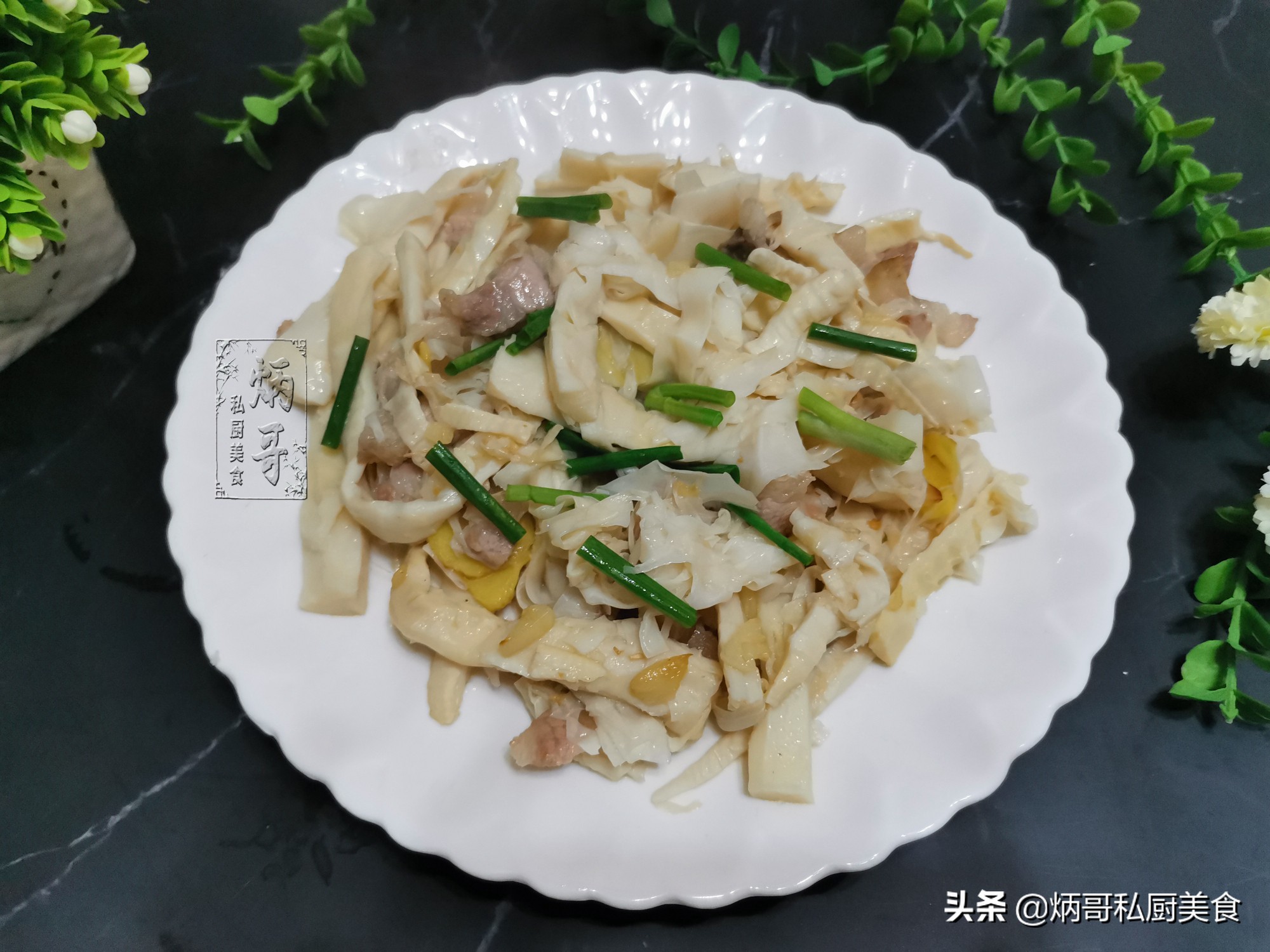 螺蛳粉酸辣下饭菜有哪些,柳州螺蛳粉经典菜
