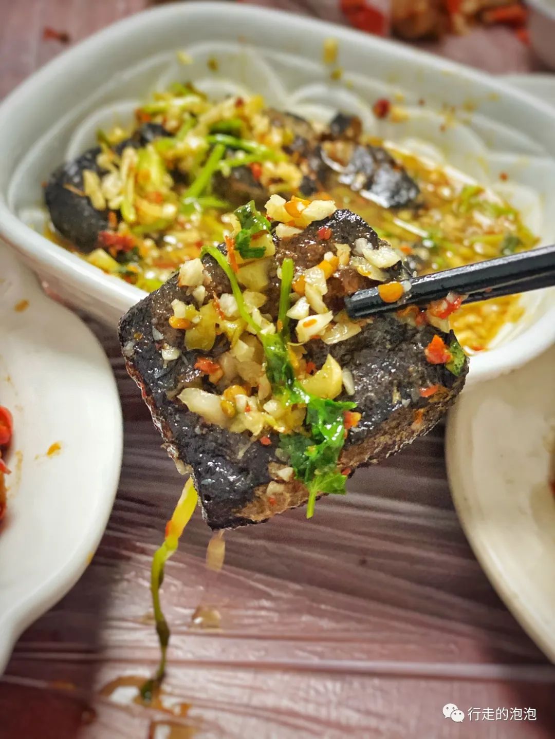 「岳阳攻略」被誉为“湖南夜宵扛把子”的烧烤城,还是小龙虾基地