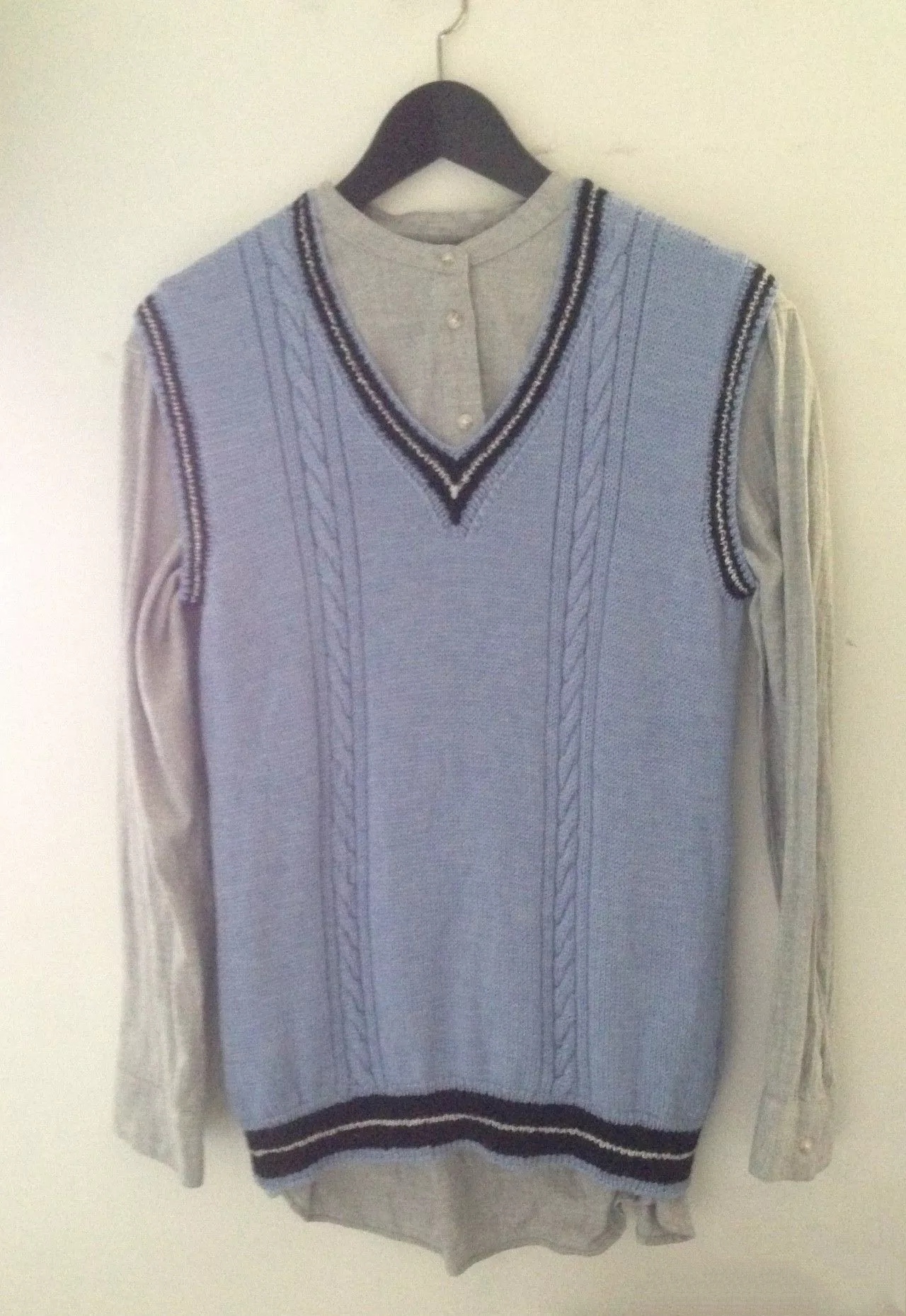 新款韩版学院风V领叠穿针织背心,织宽松v领背心