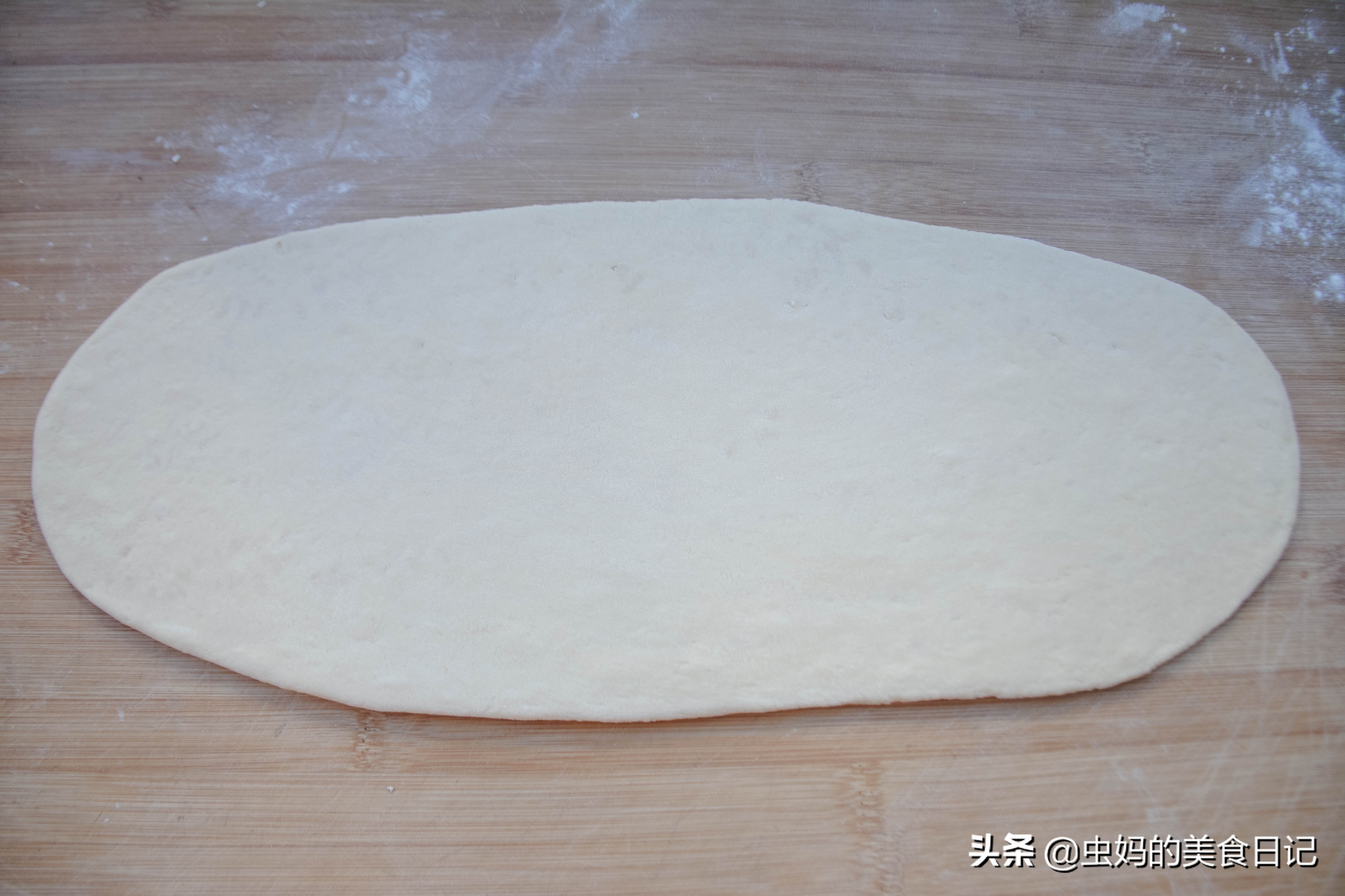 如何炸油条又脆又蓬松家庭版,怎样在家炸油条又软又蓬松又酥脆