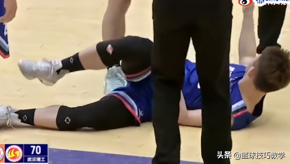 禁赛两年！直接踩踏对手“裆部”啊，这动作也太狠了