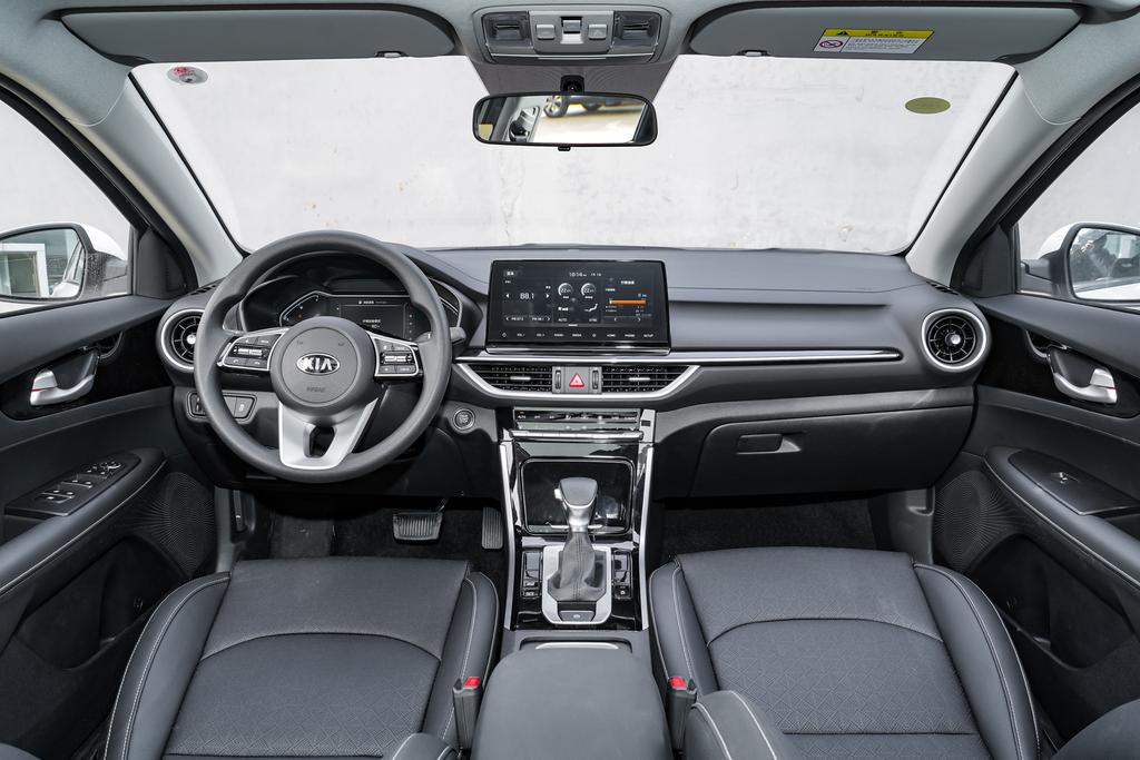 连云港起亚店,昆明起亚18款k3