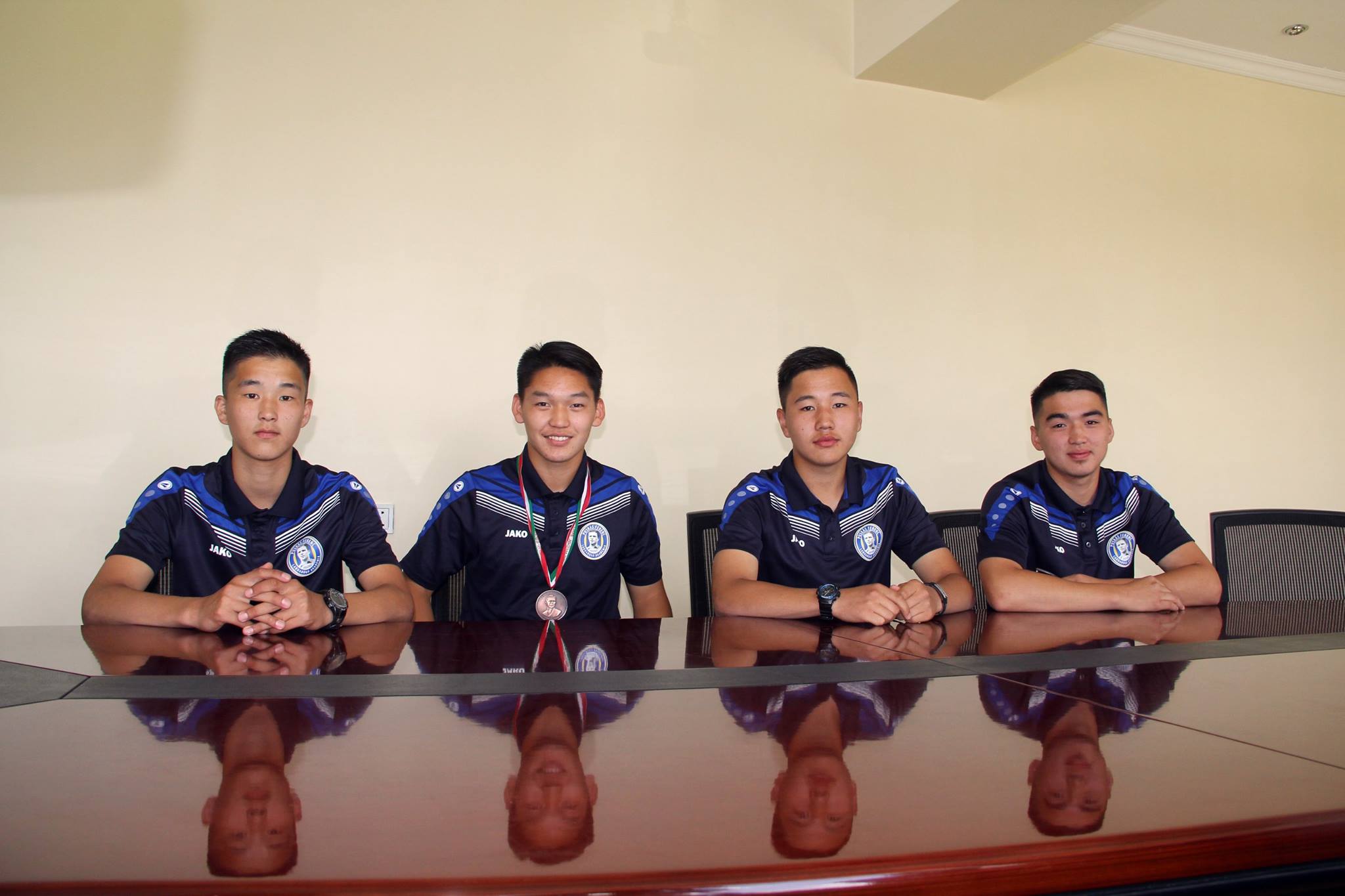 刚刚在世预赛创造历史的亚洲鱼腩，阵中有这样一位U19留洋小将