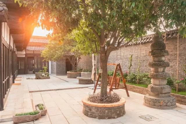 阆中花间堂阆苑特点,与其在城市蜗居不如在乡村建房