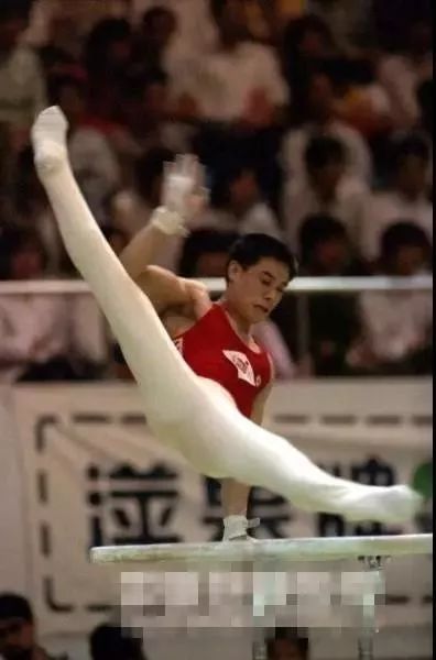 纪念币100面值卖了150元涨幅多少,心形纪念币1元