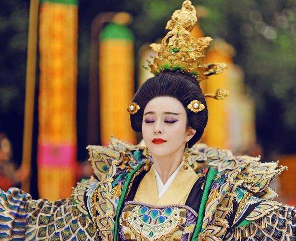 大将被俘,对战友高喊:酱、米、墨!战友事后领悟:他要我们夜袭