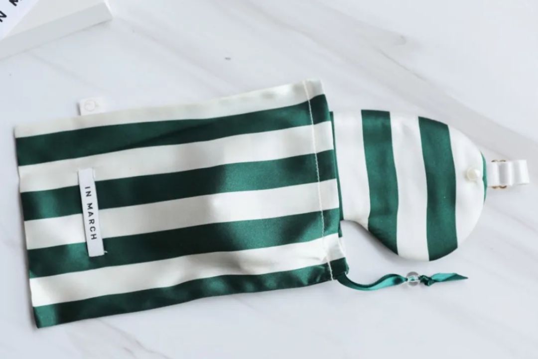 宅家必备的高颜值睡衣,夏季必备真丝枕套