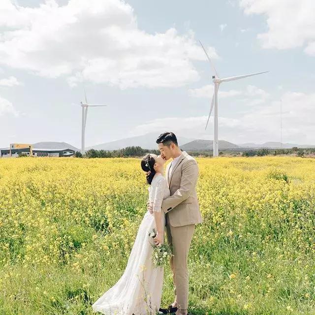 婚纱照就该这样拍才有大片的感觉,婚纱照小众风格这样拍也好看